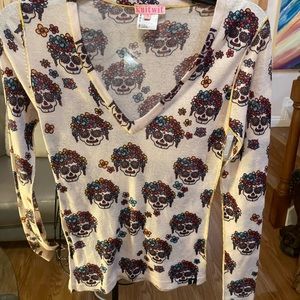 NWOT! CASHMERE! V neck sz S soft Candy Skull Sweater